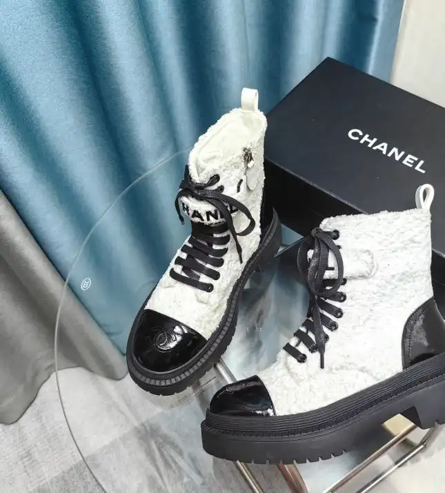 hype Chanel Boots