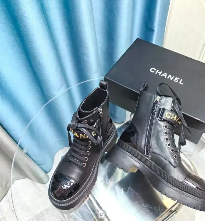 hype Chanel Boots