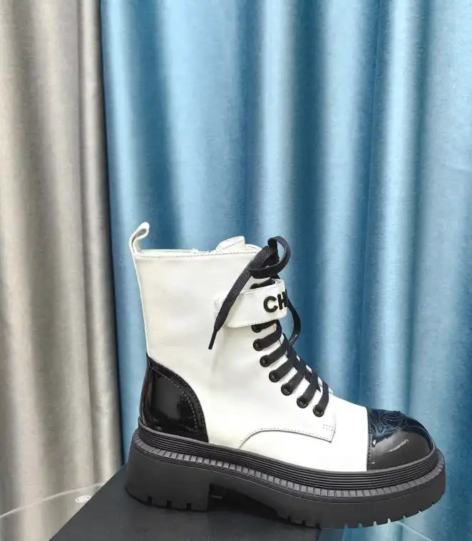 hype Chanel Boots