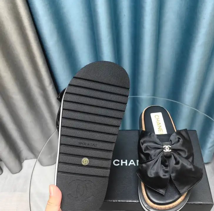 hype Chanel Slippers