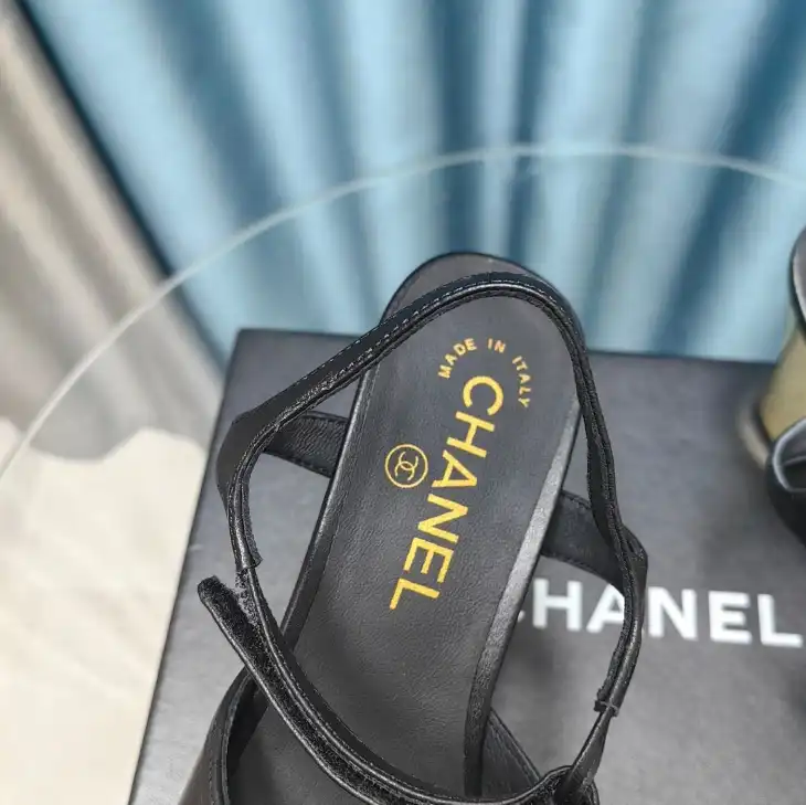 hype Chanel High Heels