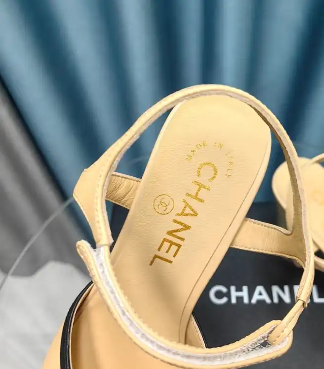 hype Chanel High Heels