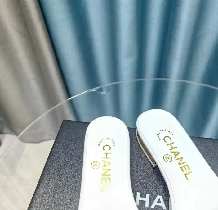 hype Chanel Slippers