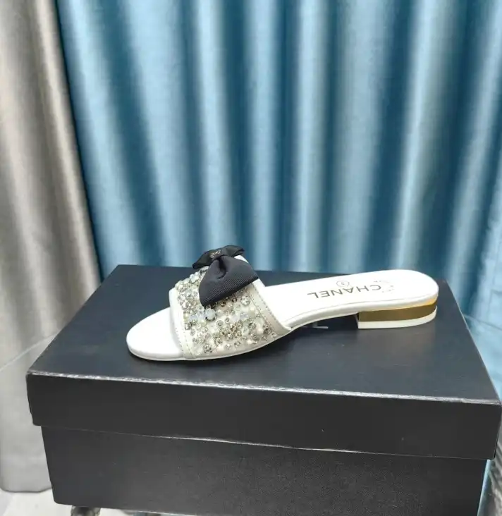 hype Chanel Slippers