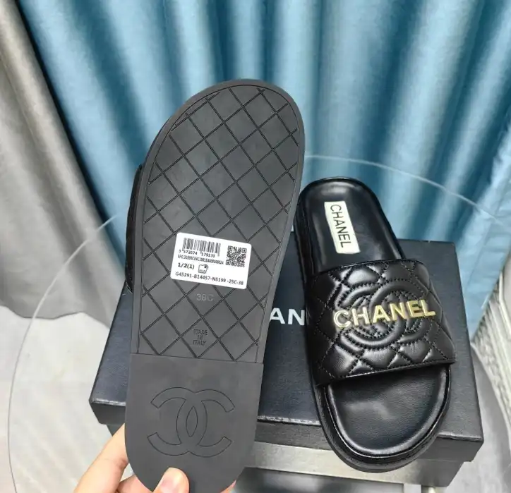 hype Chanel Slippers