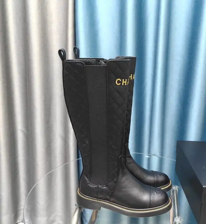 hype Chanel Boots