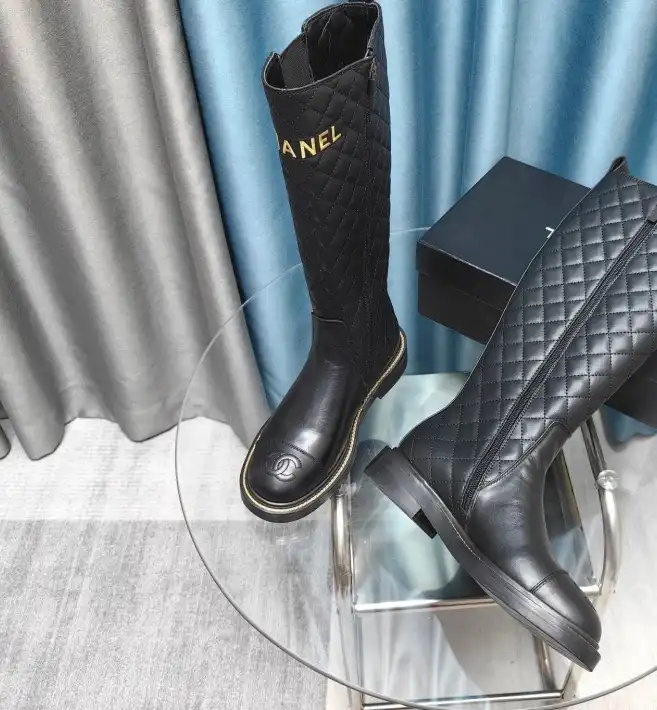 hype Chanel Boots