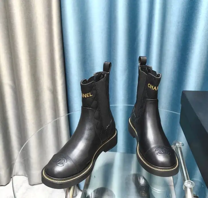 hype Chanel Boots