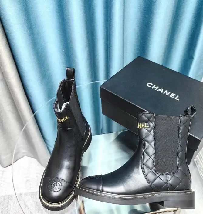 hype Chanel Boots