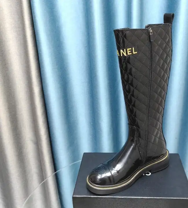 hype Chanel Boots