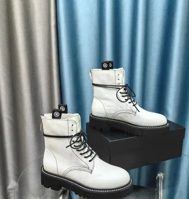 hype Chanel Boots