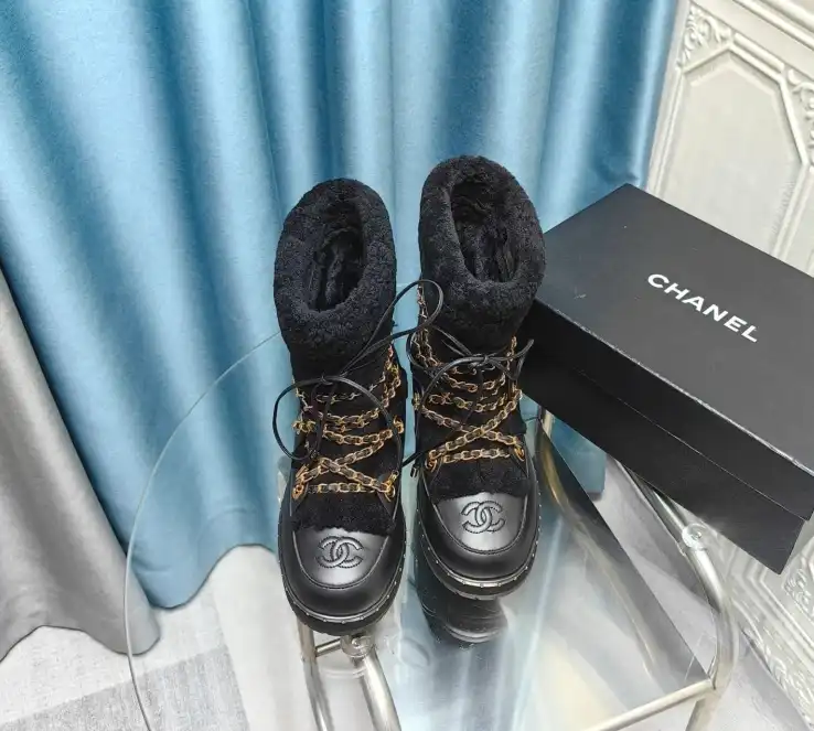 hype Chanel Boots