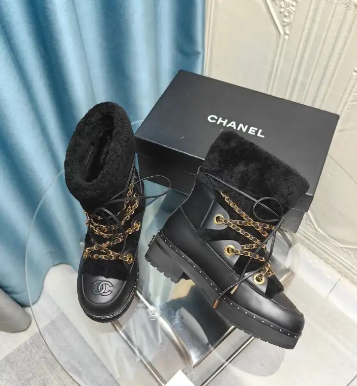 hype Chanel Boots