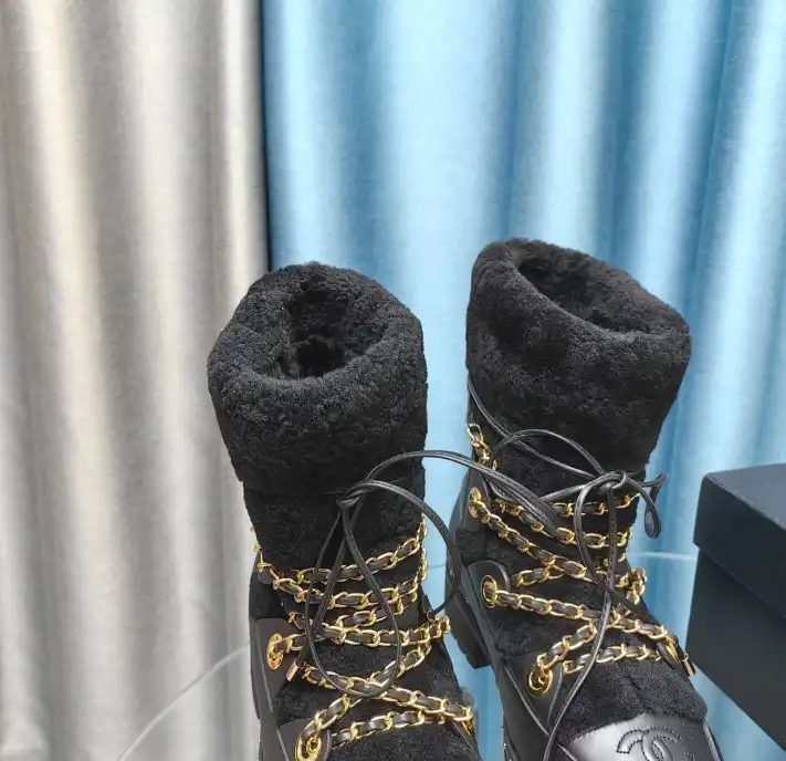 hype Chanel Boots