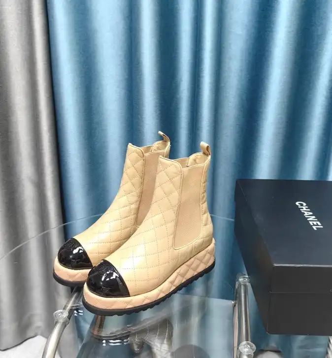 hype Chanel Boots