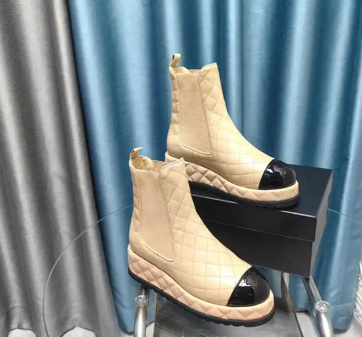 hype Chanel Boots