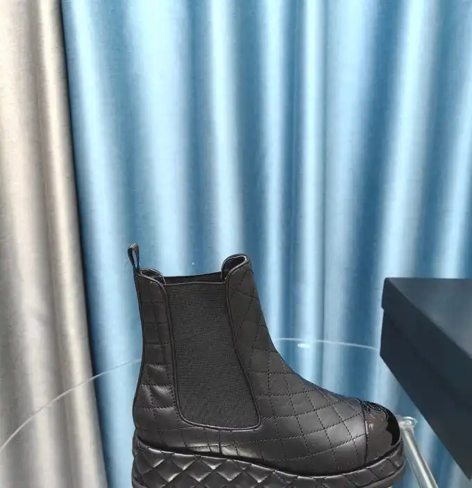 hype Chanel Boots