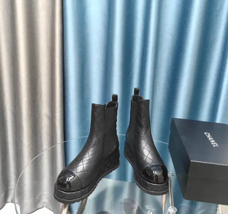 hype Chanel Boots