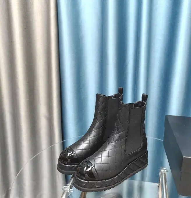 hype Chanel Boots