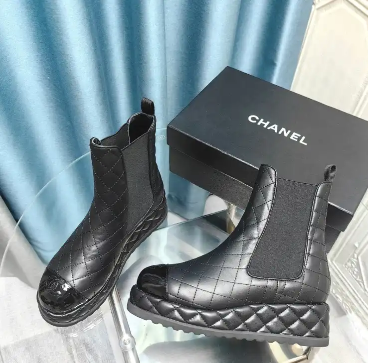 hype Chanel Boots