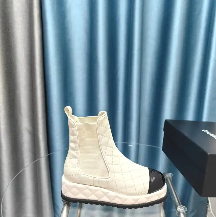 hype Chanel Boots