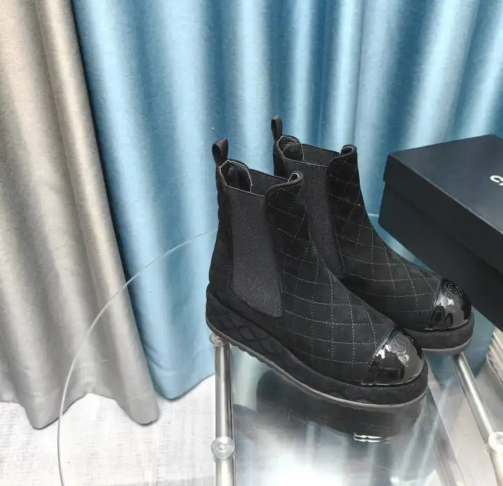 hype Chanel Boots