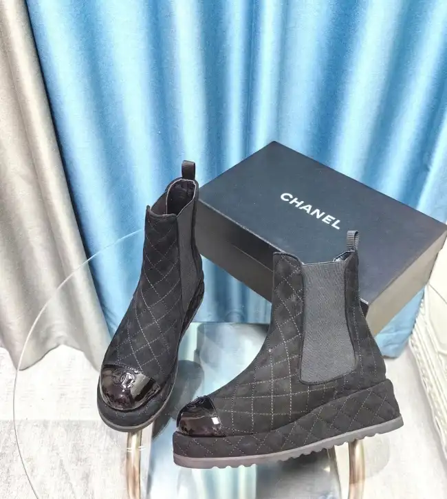 hype Chanel Boots