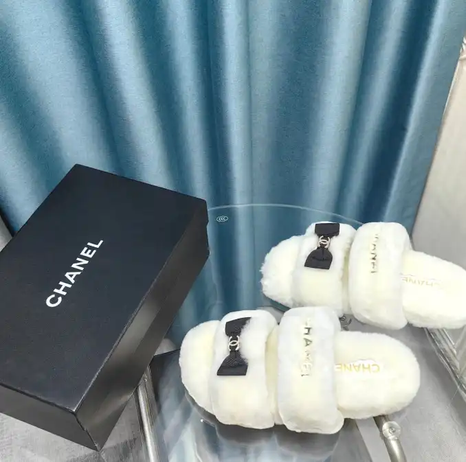 hype Chanel Slippers