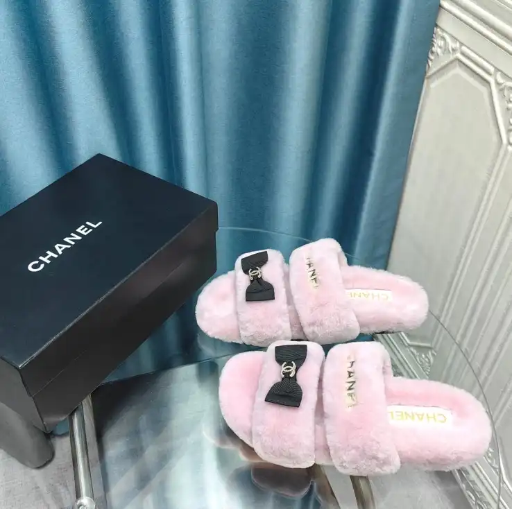 hype Chanel Slippers