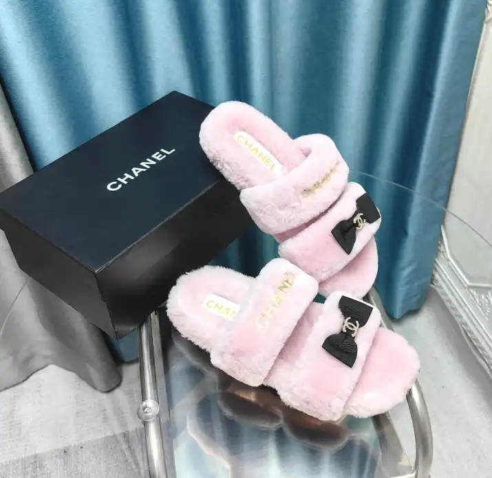 hype Chanel Slippers