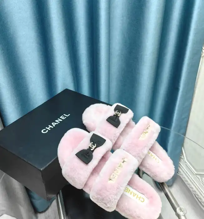 hype Chanel Slippers