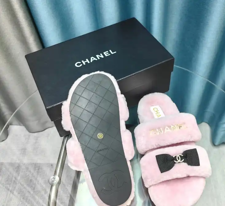 hype Chanel Slippers