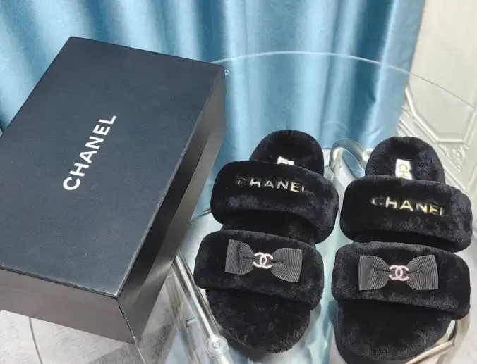 hype Chanel Slippers