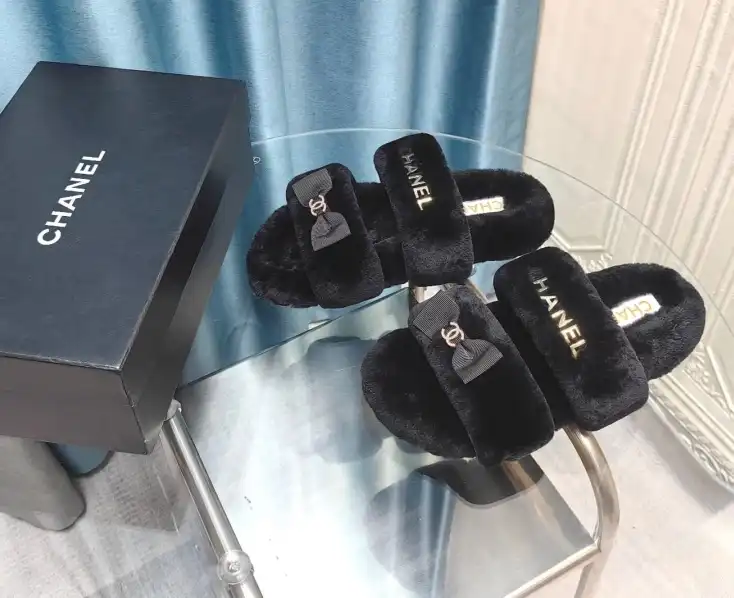 hype Chanel Slippers