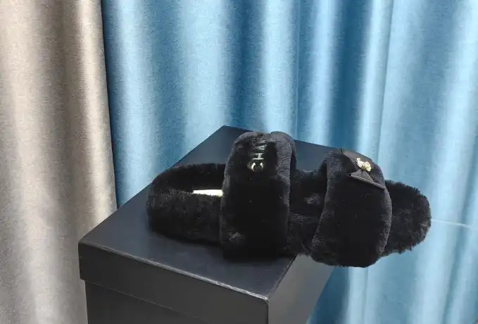 hype Chanel Slippers