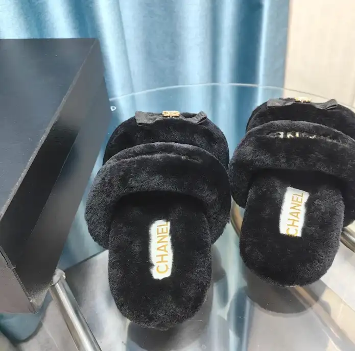 hype Chanel Slippers