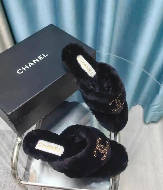 hype Chanel Slippers