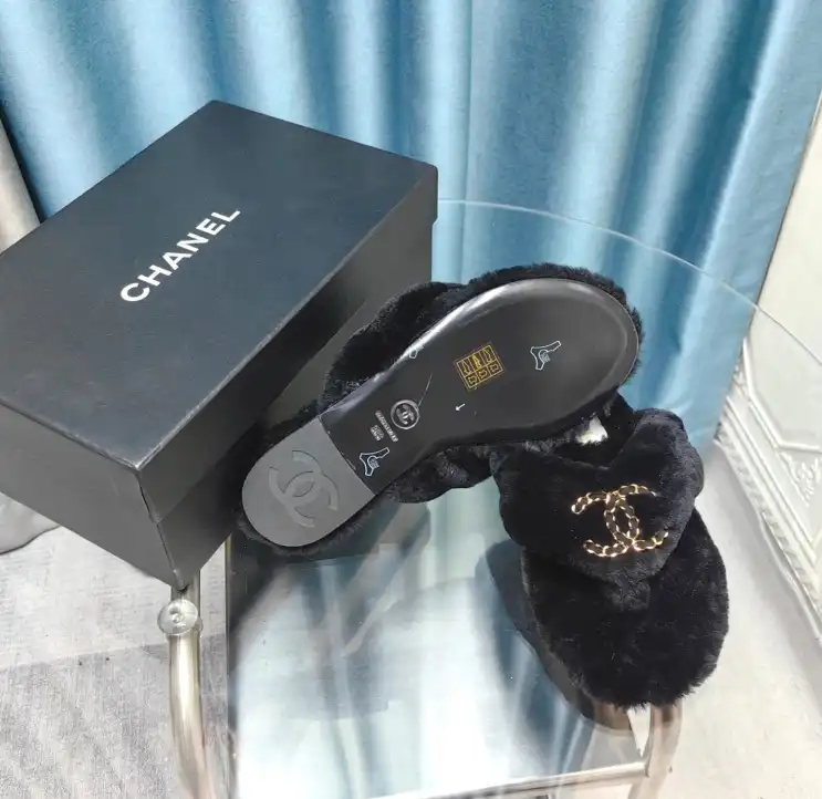 hype Chanel Slippers