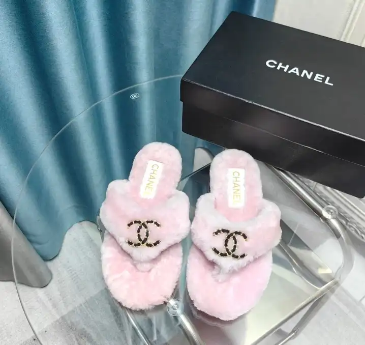 hype Chanel Slippers