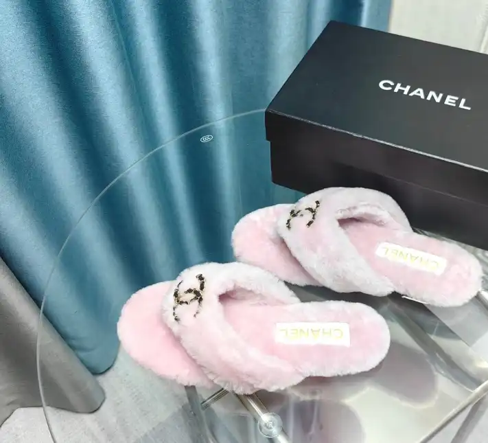 hype Chanel Slippers