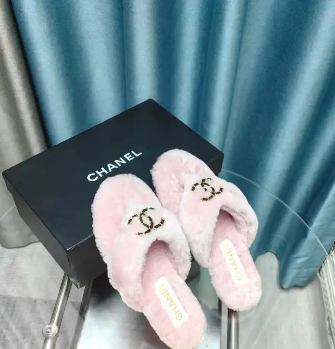 hype Chanel Slippers