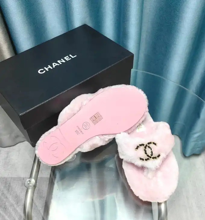 hype Chanel Slippers