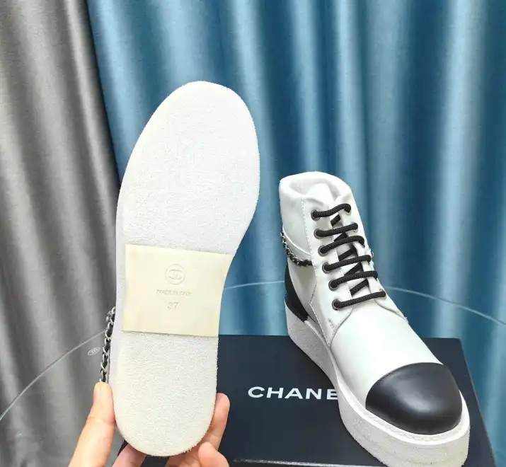 hype Chanel Boots