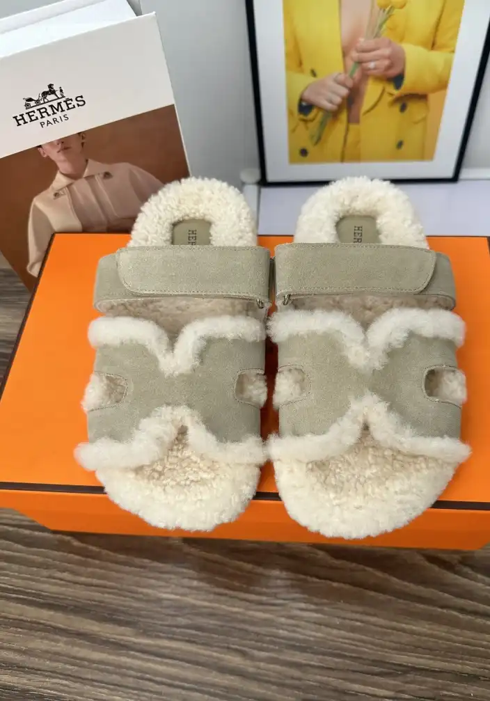 hype Hermes Slippers