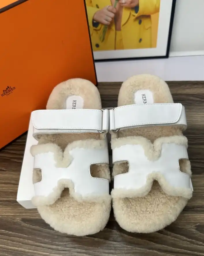 hype Hermes Slippers