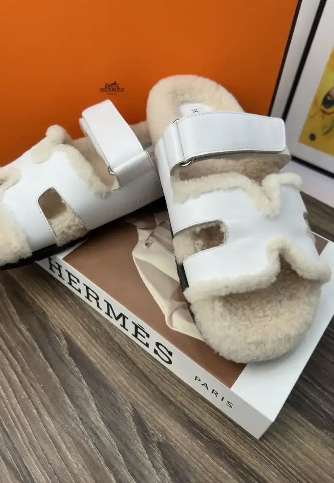 hype Hermes Slippers