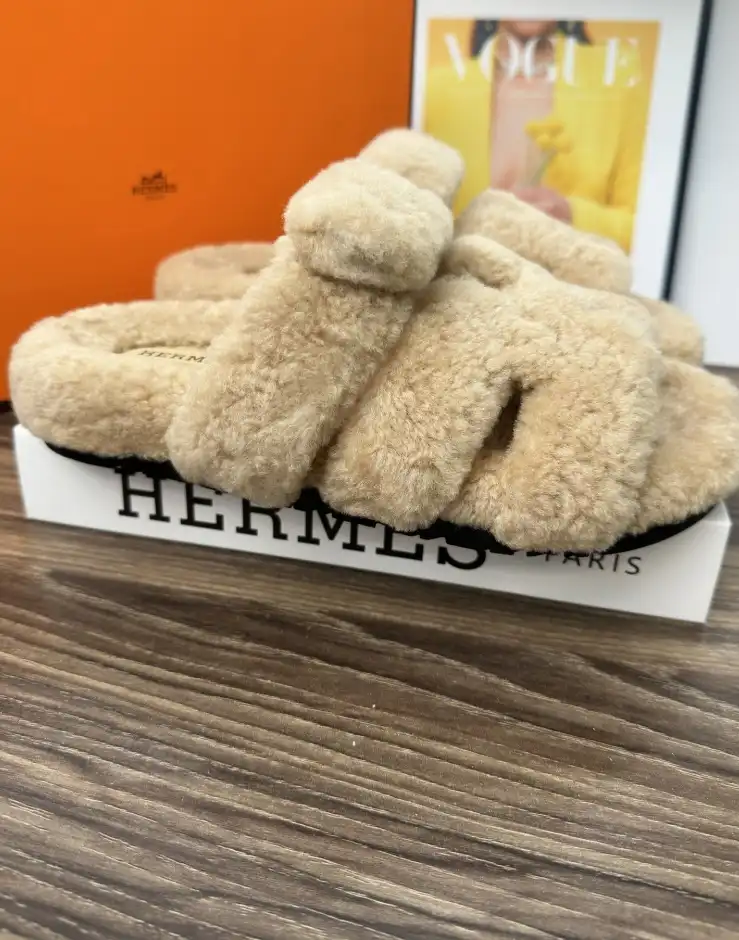 hype Hermes Slippers