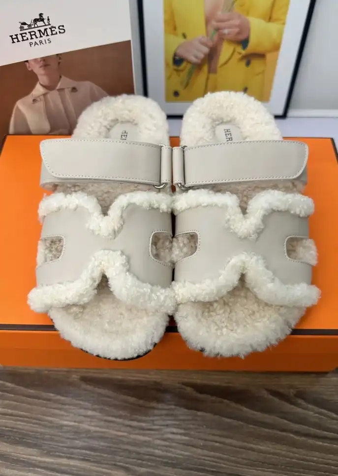 hype Hermes Slippers