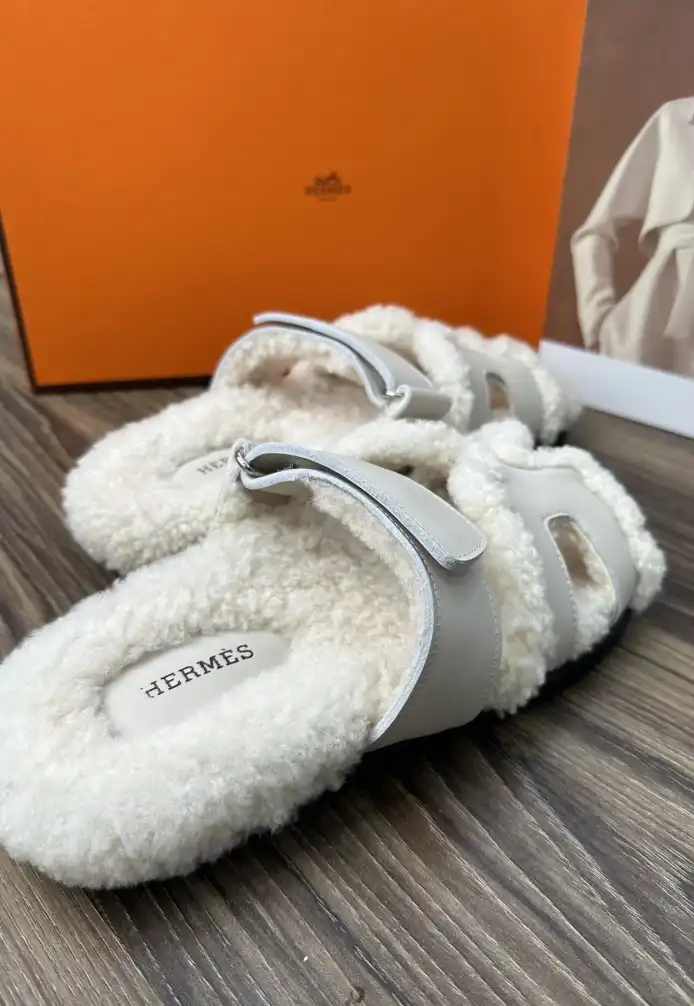 hype Hermes Slippers