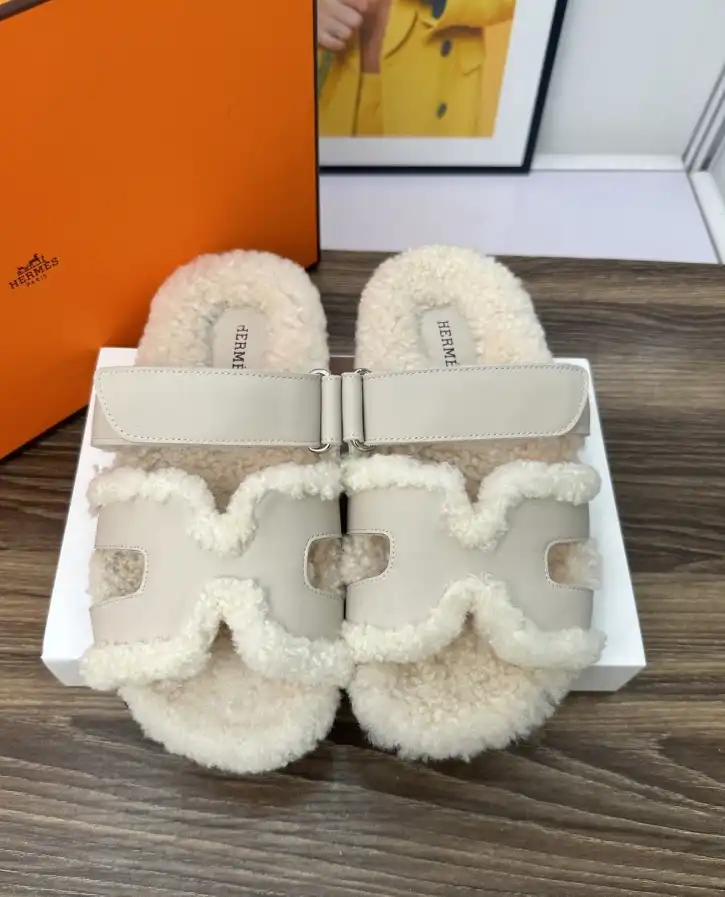 hype Hermes Slippers